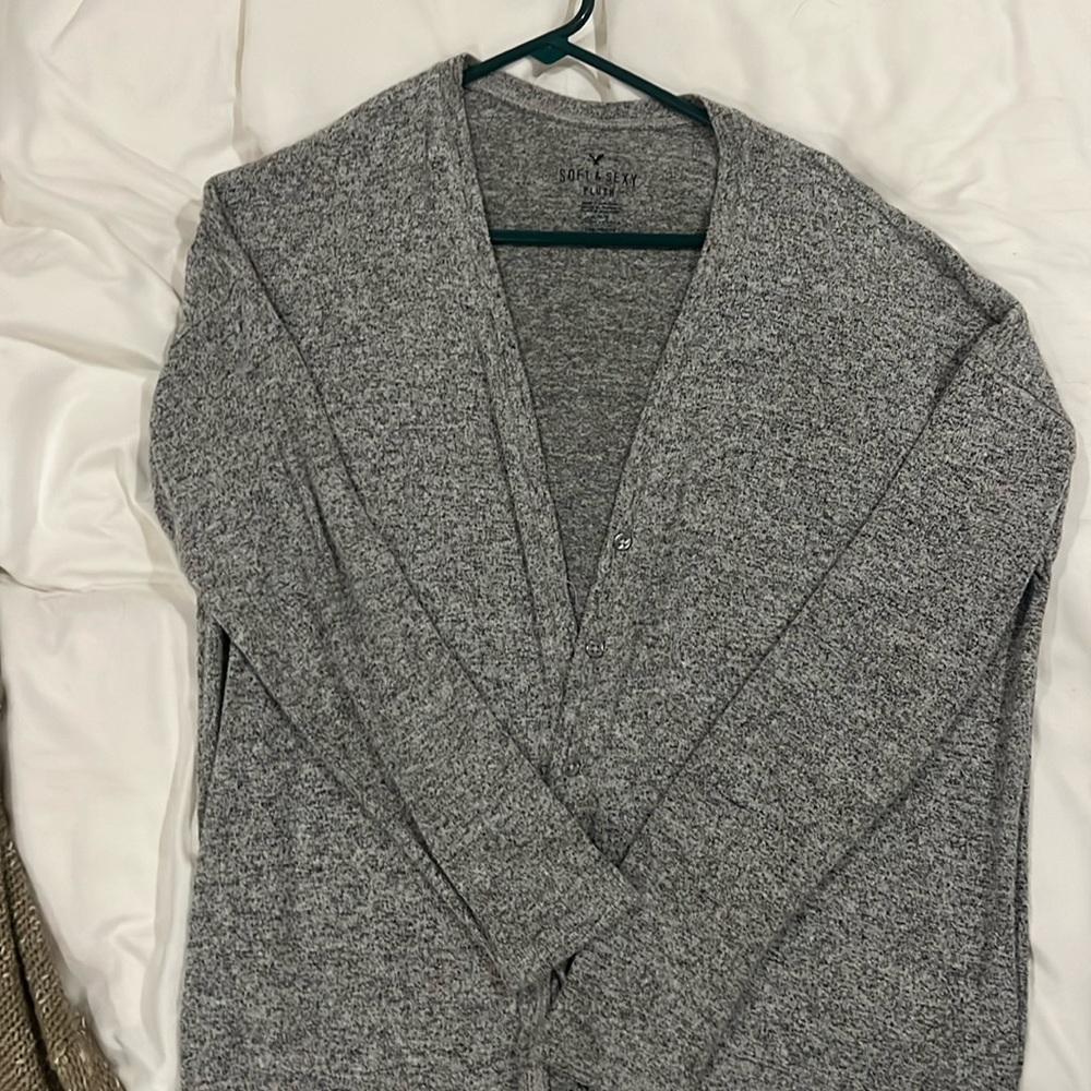 American eagle cardigan